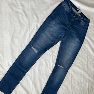 Size 2 Refuge Distressed Jeans